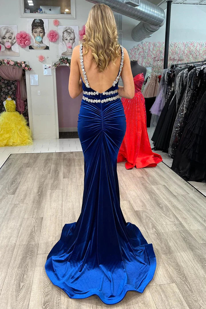 Vestido de fiesta de sirena con escote en V, tirantes y cuentas de terciopelo